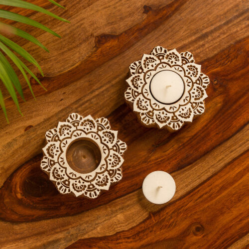 'Lustrous Flower' Hand-Carved Blocks Tea-Light Holders In Sheesham Wood (Set of 2) 'Lustrous Flower' Hand-Carved Blocks Tea-Light Holders In Sheesham Wood (Set of 2)