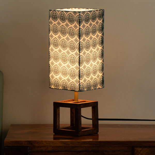 'Paisley-Carved' Rectangluar Table Lamp In Mango Wood (39.5 Cm, Without Bulb, Handcrafted)