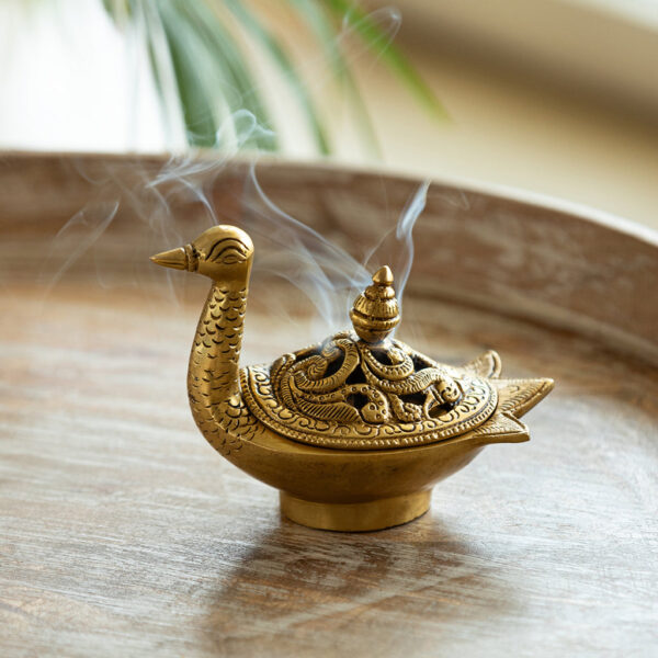 'Swan' Dhoop Dani Handcarved Brass Incense Burner (Hand-Etched, 10.9 cm, 600 grams) 'Swan' Dhoop Dani Handcarved Brass Incense Burner (Hand-Etched, 10.9 cm, 600 grams)